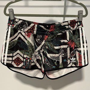 Adidas Women Shorts NWT Medium